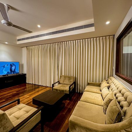 Brand New Water Front Luxury Cinnamon Suites Apartment In Heart Of Colombo City Zewnętrze zdjęcie