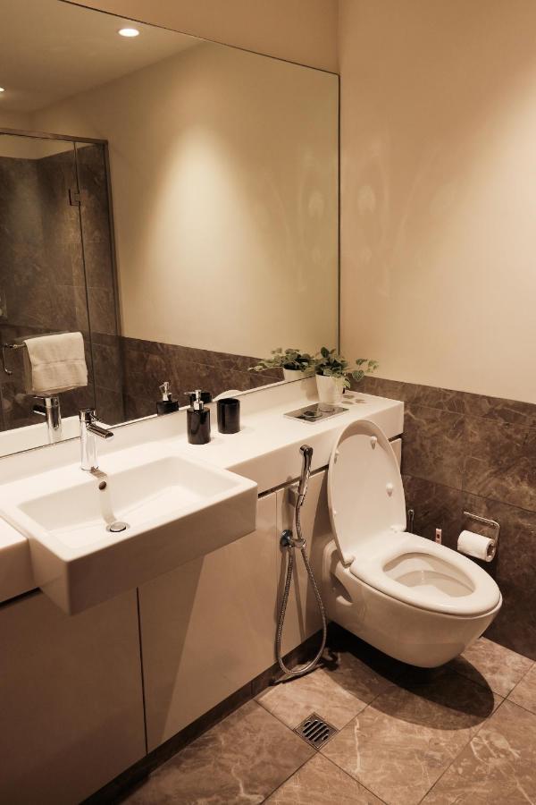 Brand New Water Front Luxury Cinnamon Suites Apartment In Heart Of Colombo City Zewnętrze zdjęcie