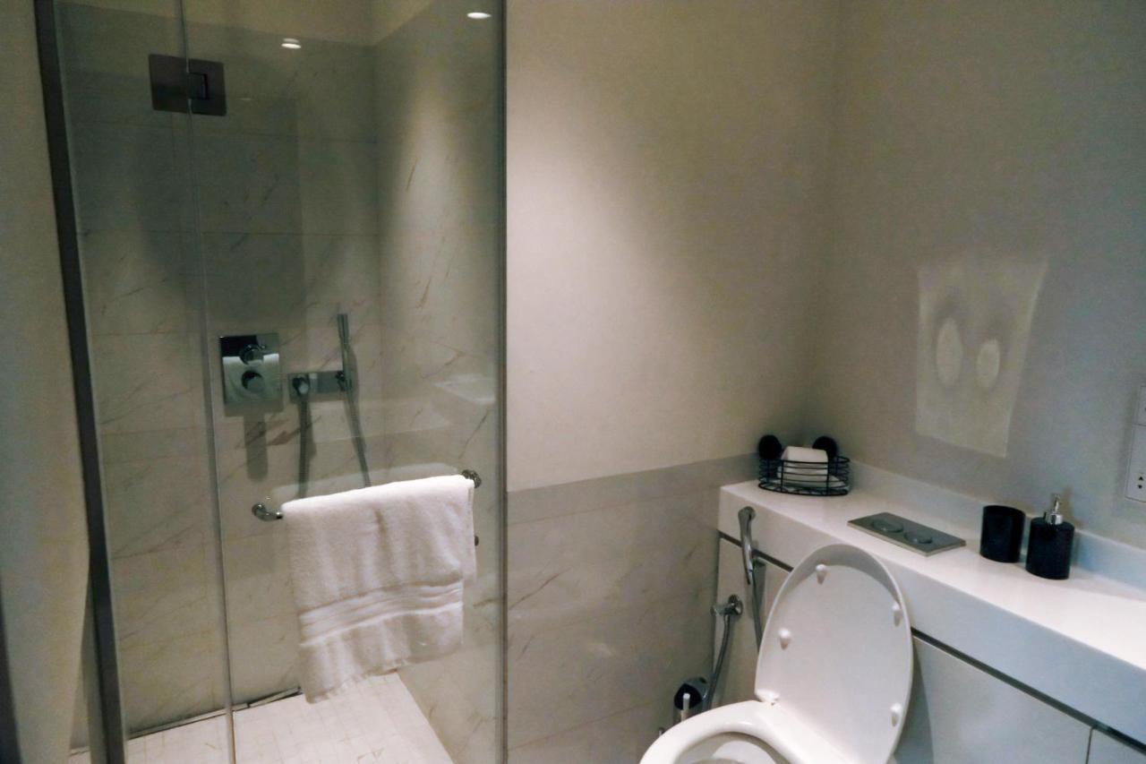 Brand New Water Front Luxury Cinnamon Suites Apartment In Heart Of Colombo City Zewnętrze zdjęcie